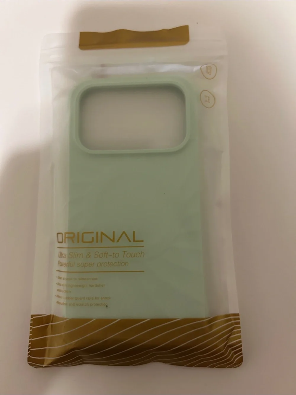 Mint Green iPhone 17 Pro Magnetic Silicone Case with Screen Protector NEW